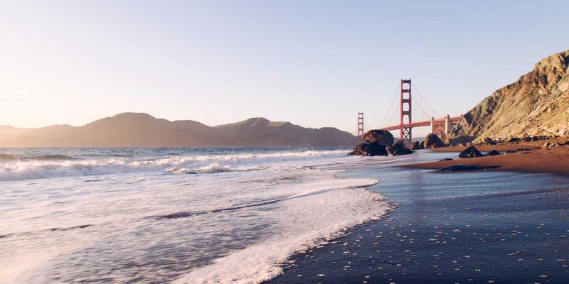 上海育林景观设计中的声景营造策略：从视觉美学到多感官体验的升华